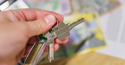 Kaucja przy wynajmie mieszkania – przepisy, wysokość i zwrot